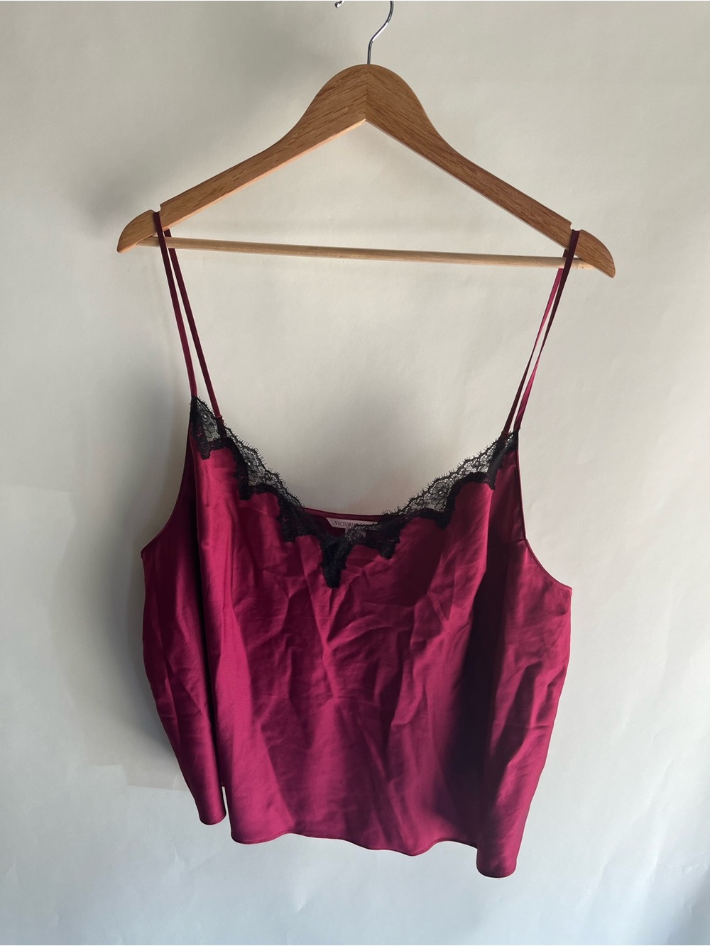 Victoria’s Secret Satin Lace Camisole Maroon Black Sz XXL Women’s Cropped EUC